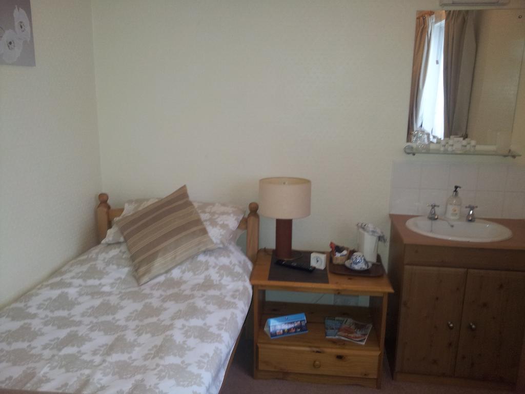Bed and Breakfast The Adelphi Paignton Zimmer foto